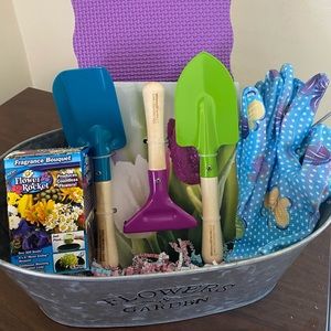 Spring Garden With Flower Seeds Kit